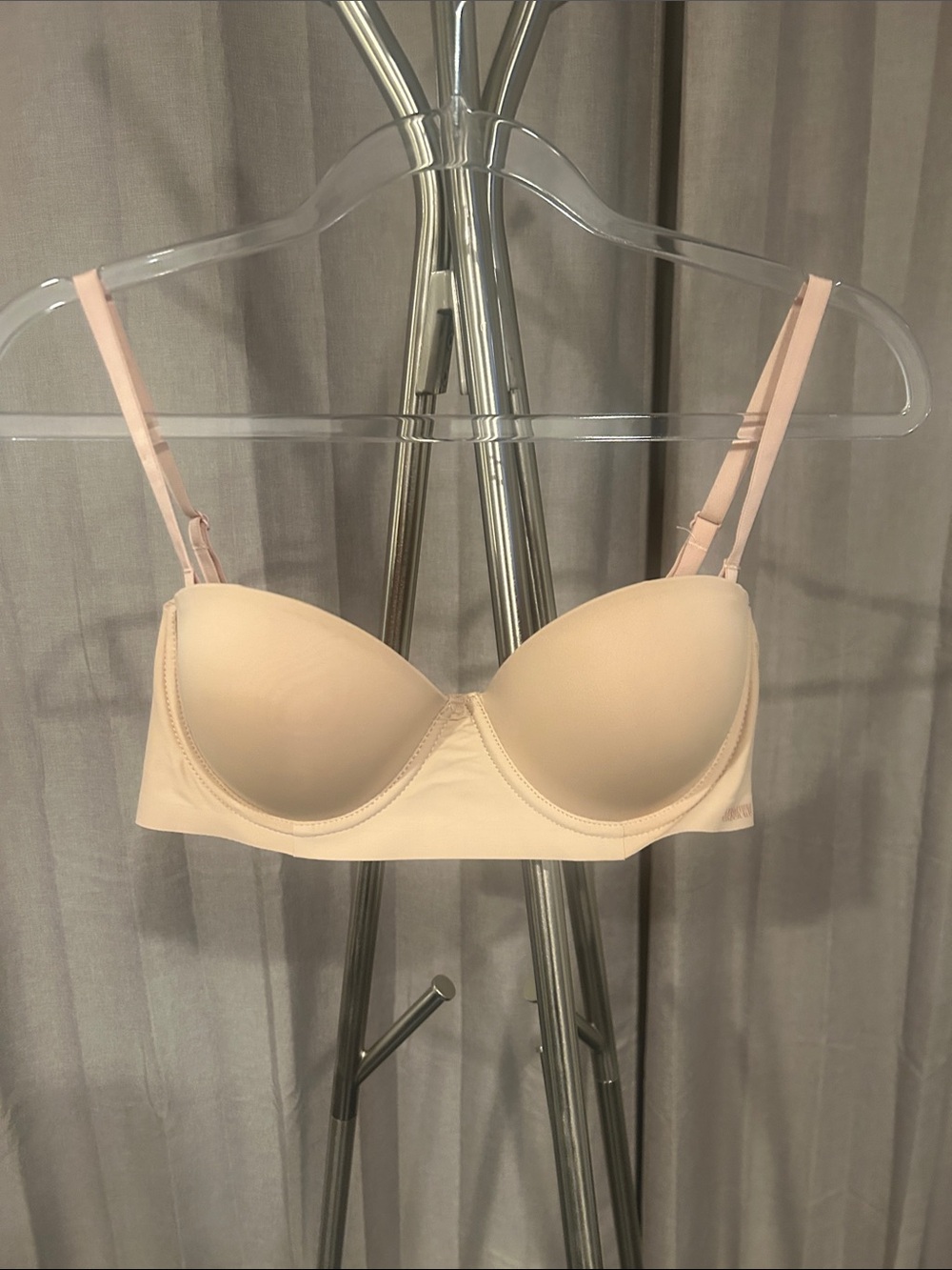 Jason Wu Light Nude Convertible Strapless Bra